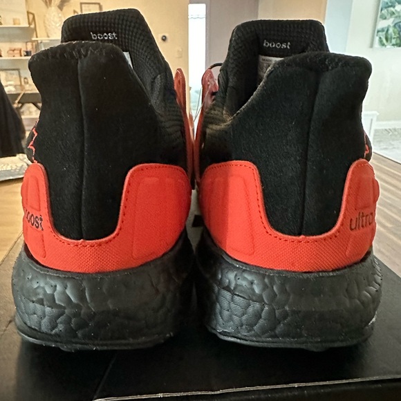 Adidas UltraBoost S&L Orange Flash - Picture 9 of 9